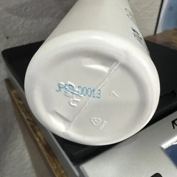 Paul Mitchell Firm Style Freeze & Shine Super Spray 16.9 oz Max Hold Finishing - Picture 4 of 5